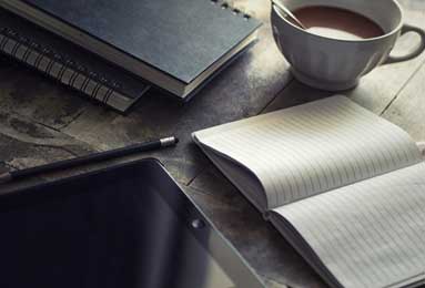 两球定生死！曼城2-1险胜纽卡，这场险胜藏着多少心跳瞬间